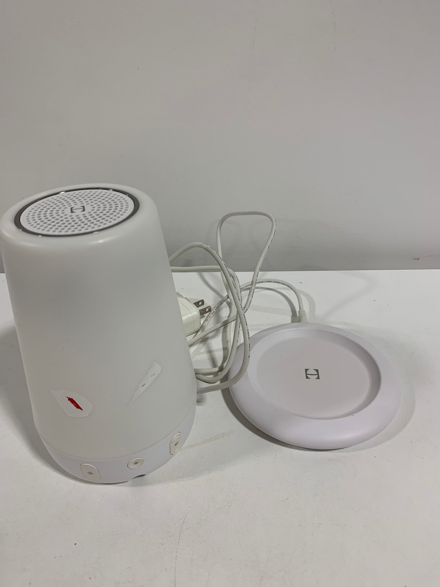 Used Hatch Rest+ Baby & Kids Sound Machine | 2nd Gen | Child’s Night Light, Alarm Clock, Toddler Sleep Trainer, Time-to-Rise, White Noise, Bedtime Stories, Portable, Backup Battery (with Charging Base)