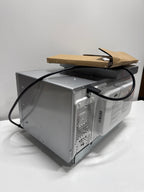 Used See Desc Summit 24 Inch Wide 0.9 Cu. Ft. 900 Watt Built-In Microwave