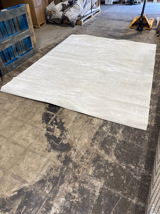 Used Hampton Court Area Rug Collection, Gaspar Ivory 8 x 10