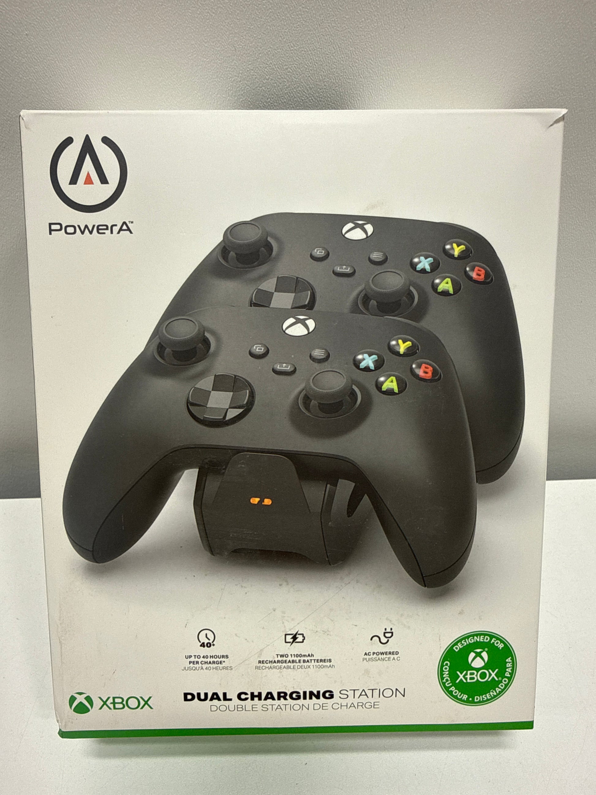 PowerA Dual Charging Station for Xbox Series X|S/Xbox One Wireless Controllers - Black: Charge Indicator Light