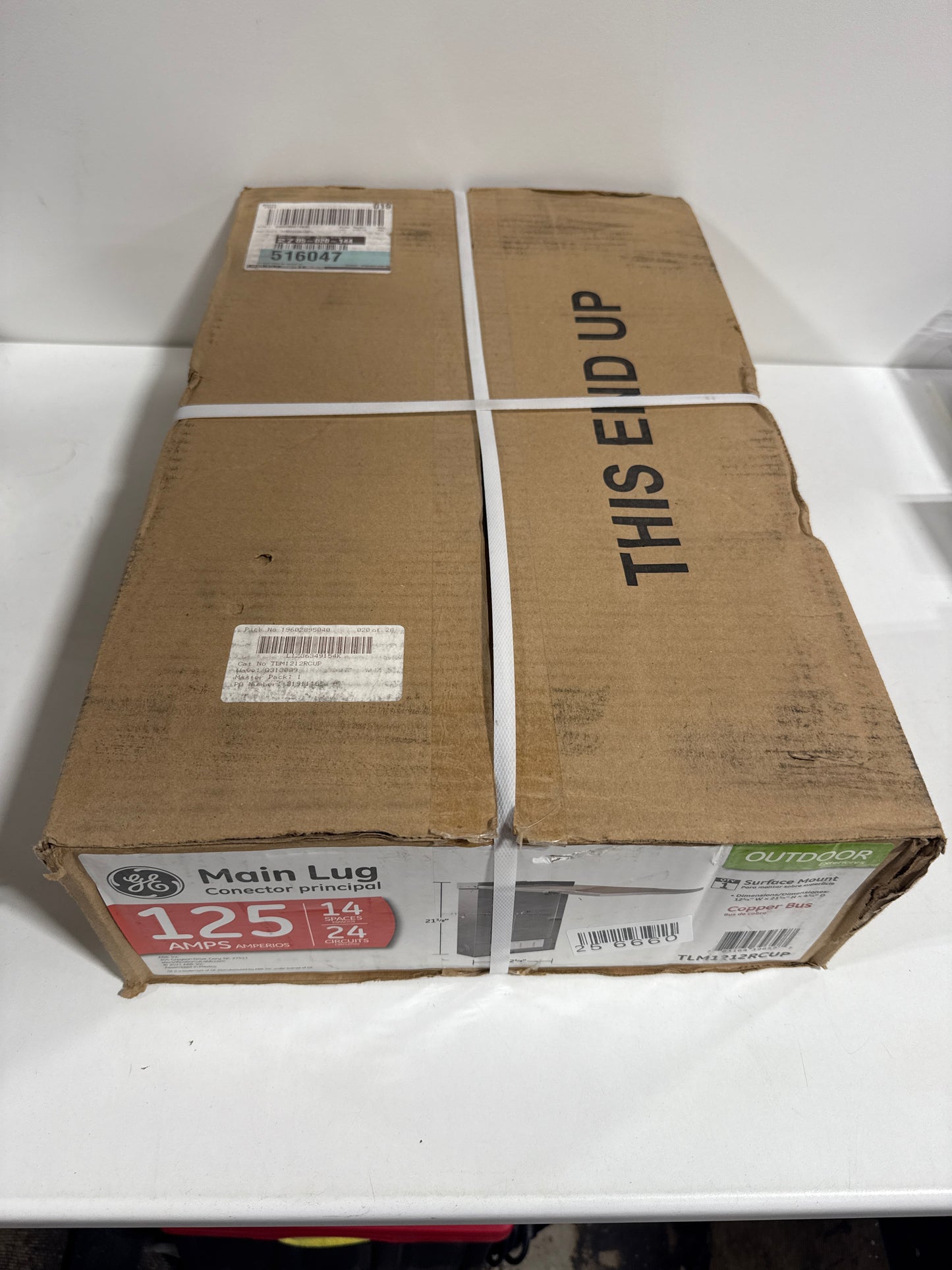 GE PowerMark Gold 125A 14-Space 24 Circuit Outdoor Load Center