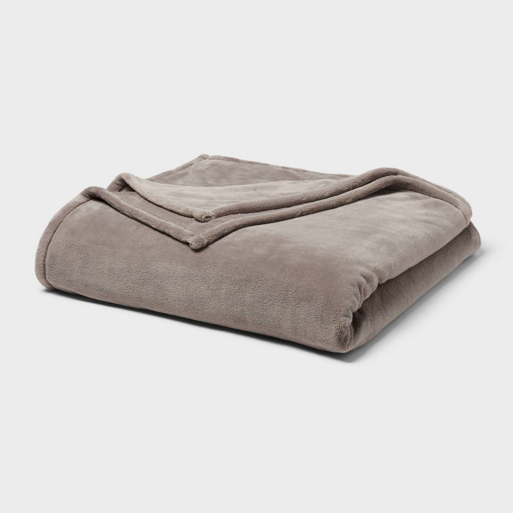 Full/Queen Ultra Plush Blanket Gray - Threshold - *Bedding