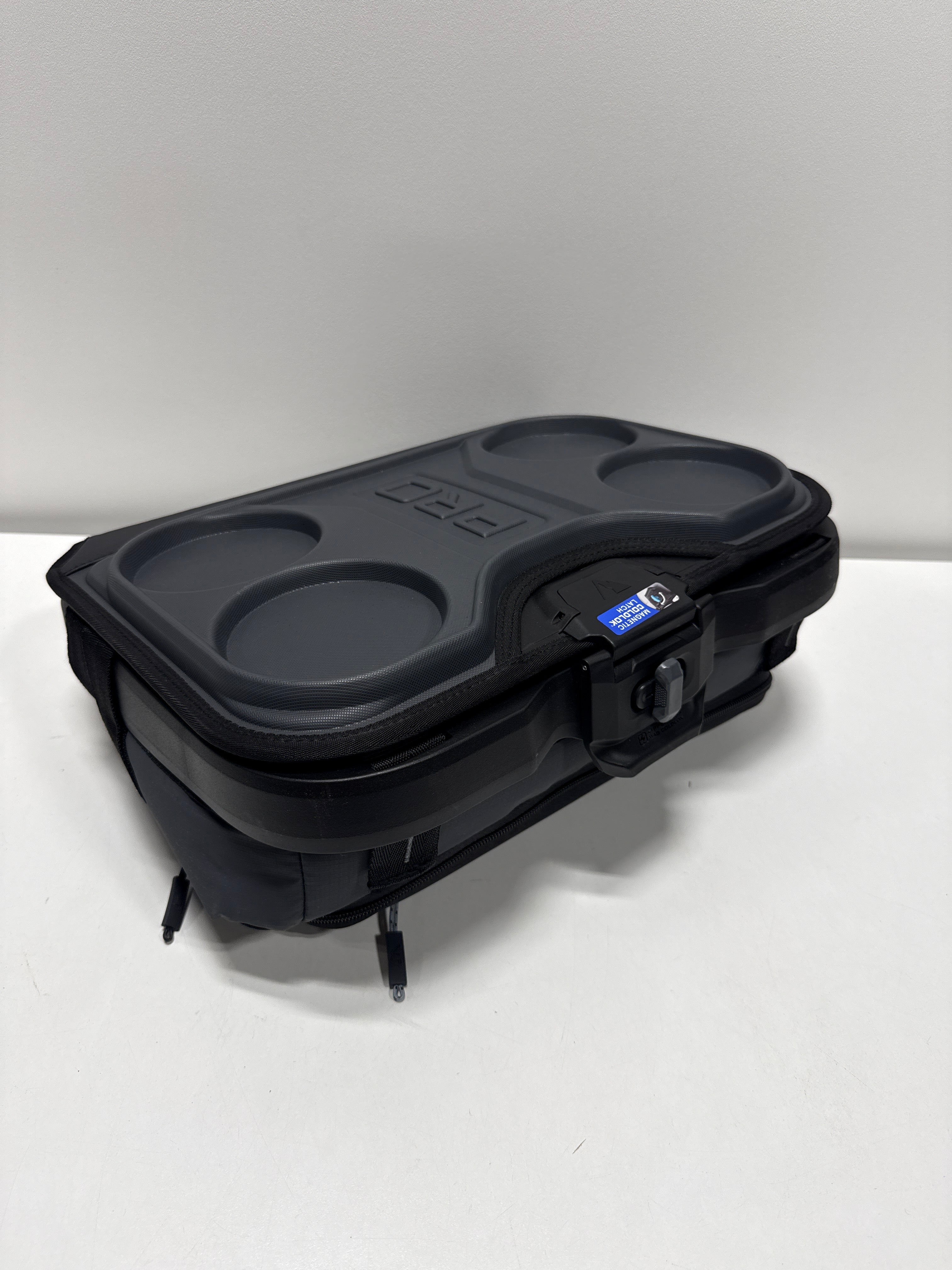 Titan PRO by Arctic Zone 40 Can Iceless Zipperless Cooler