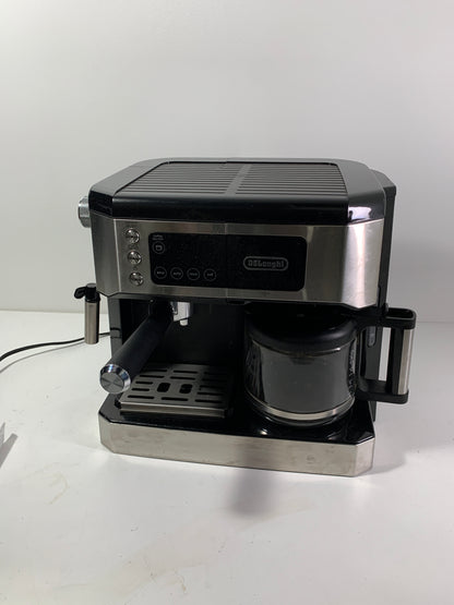 Used De'Longhi - Digital All-in-One Combination Coffee and Espresso Machine - Black and Stainless Steel