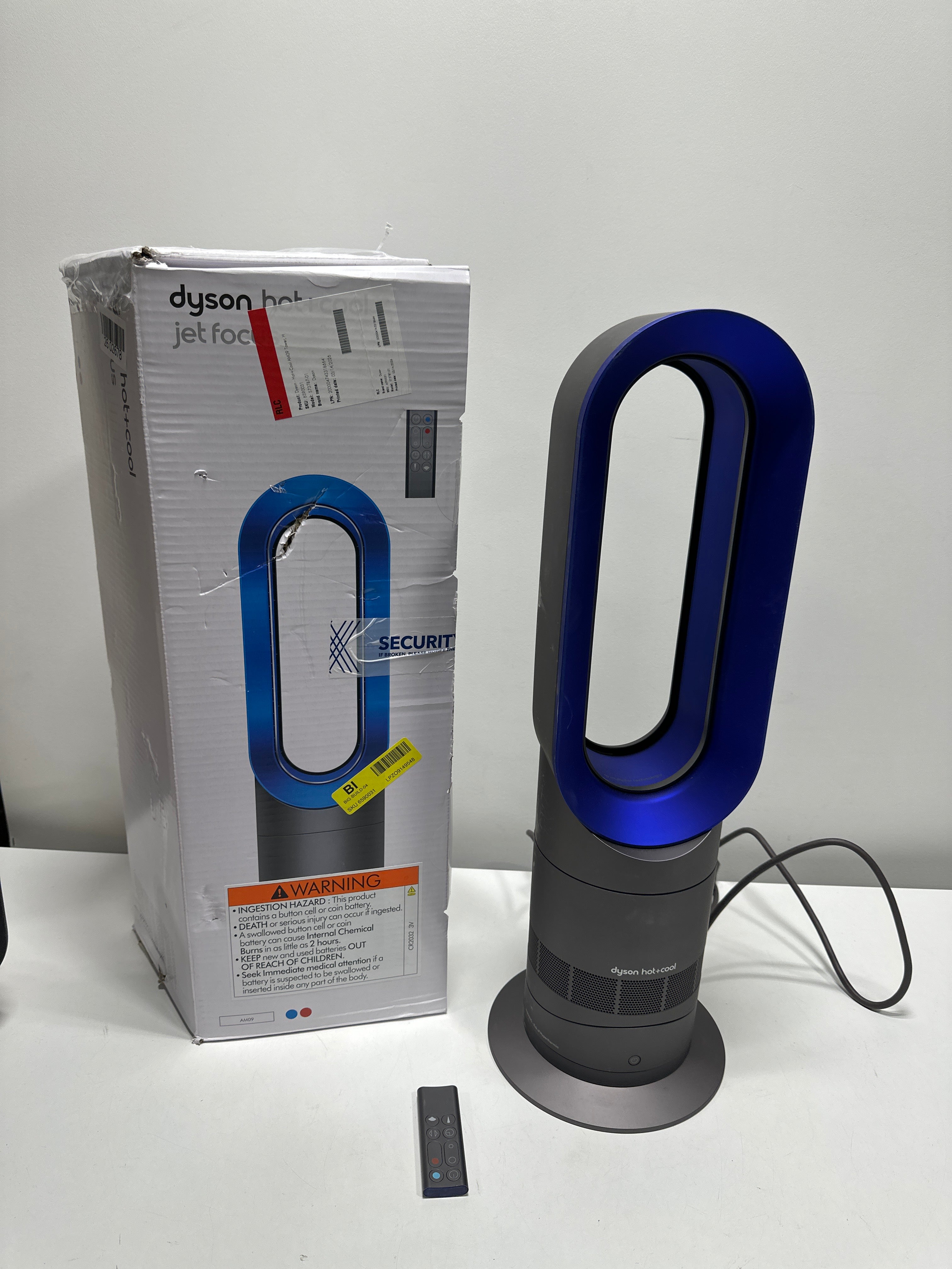 Used Dyson - Hot+Cool AM09 Tower, Heater and Fan - Iron/blue