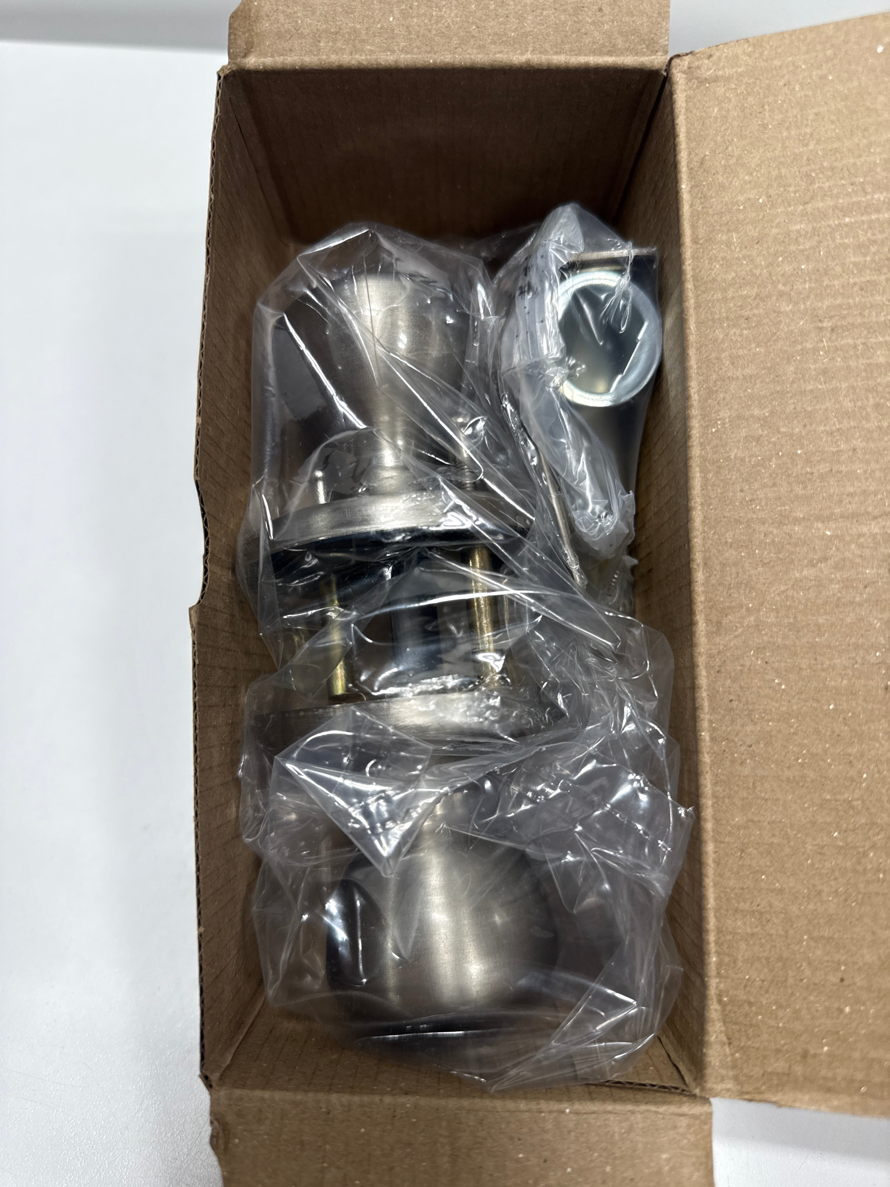 Kwikset Tylo Privacy Doorknob Satin Nickel