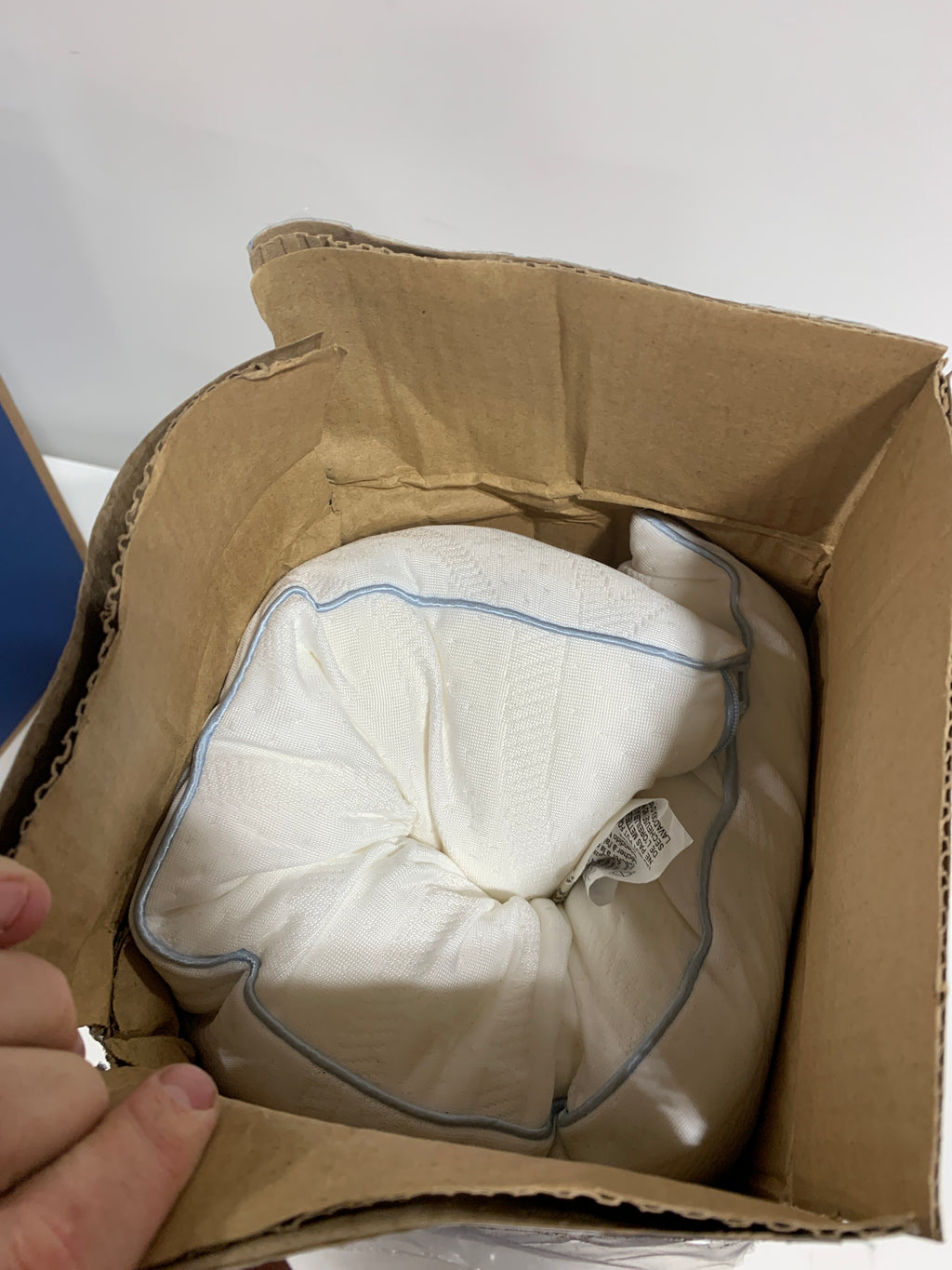 Sealy Dreamlife Shredded Foam Standard Pillow - *Bedding