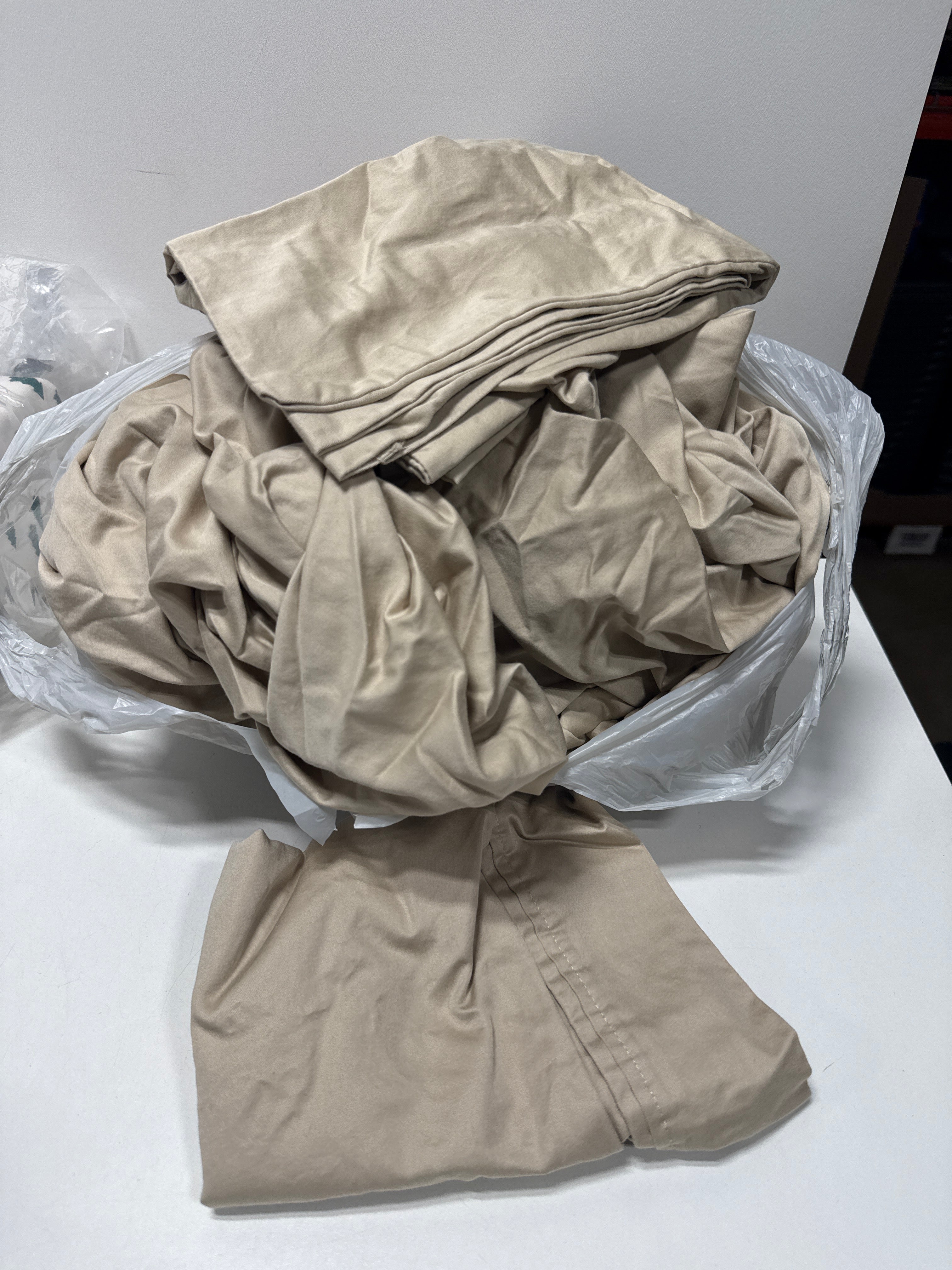 Full Solid Performance 400 Thread Count Sheet Set True Khaki - Threshold™: Cotton Sateen Includes 2 Pillowcases &