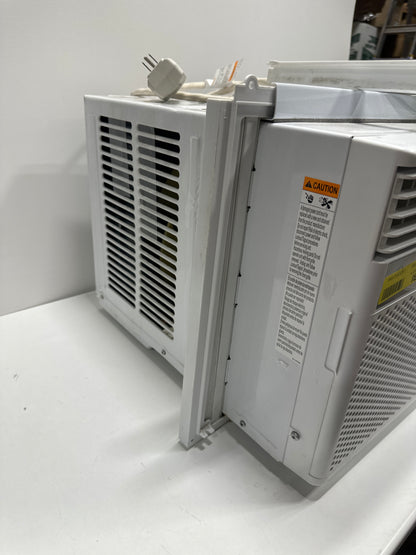 Used GE - 450 Sq. Ft. 10100 BTU Smart Window Air Conditioner - White