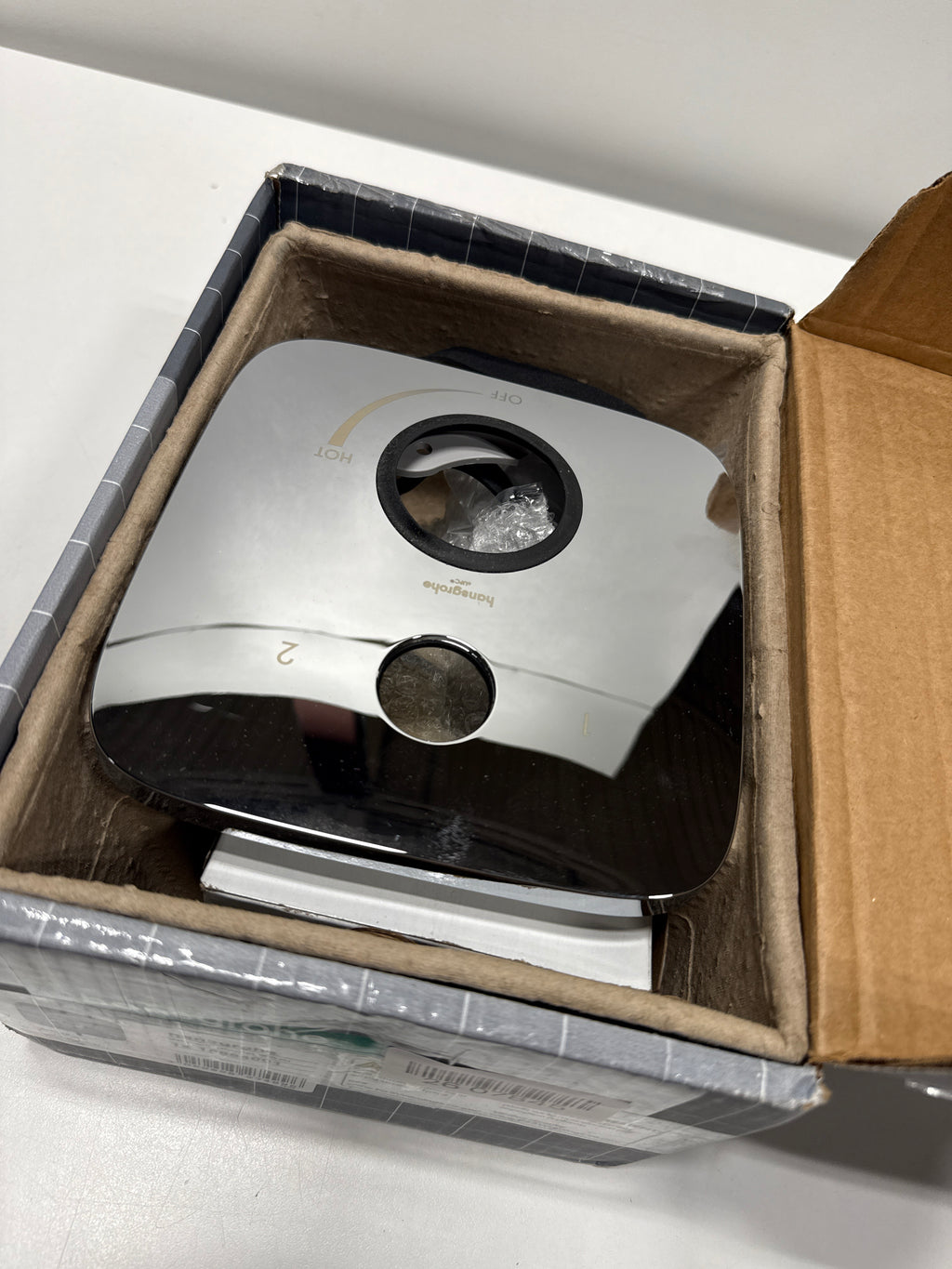 hansgrohe Ecostat Modern Pressure Balance Shower Valve Trim in Chrome, 15864001