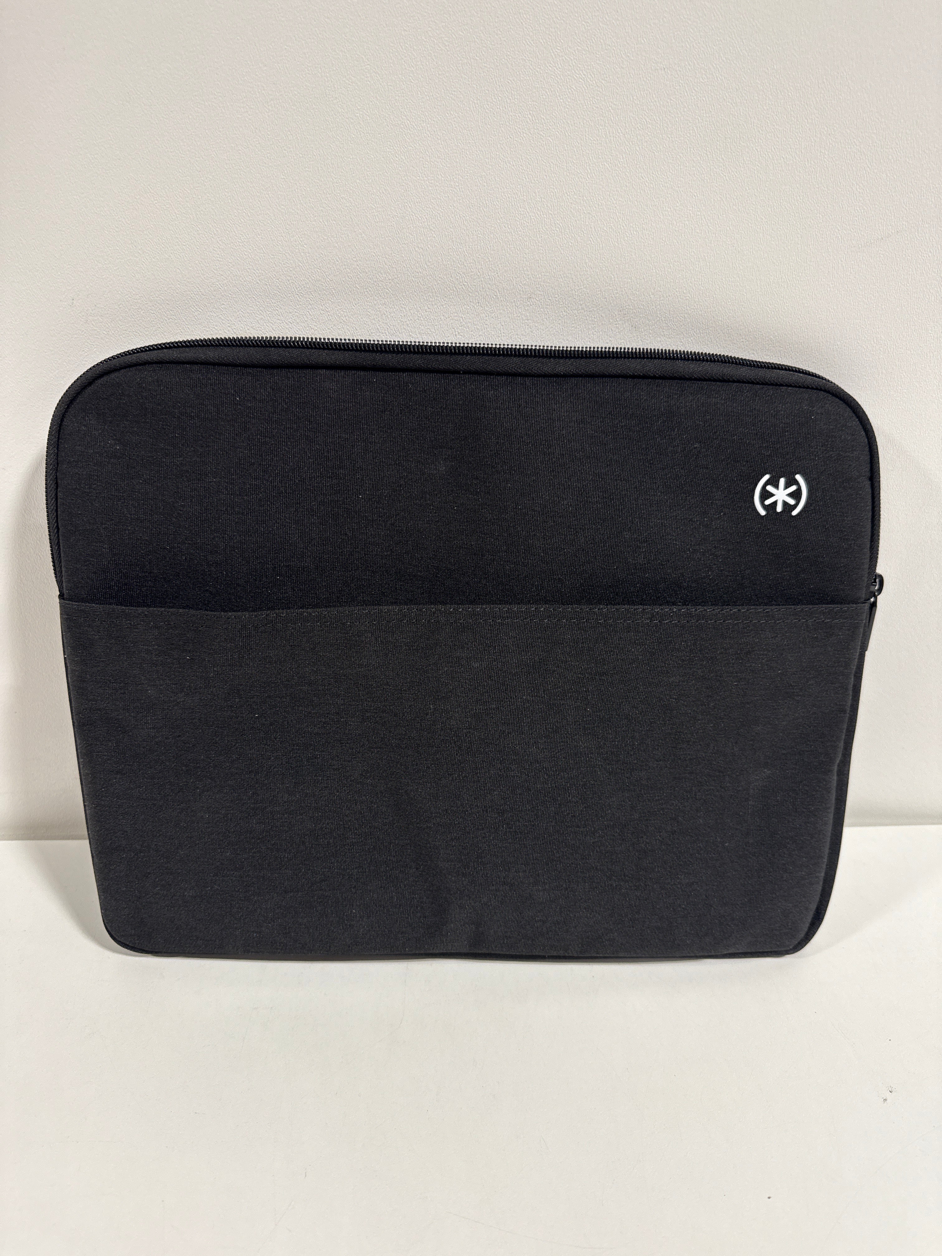 Transfer Pro-Pocket Universal 13/14-inch Laptop Sleeves - Black/White - *Computers & Office