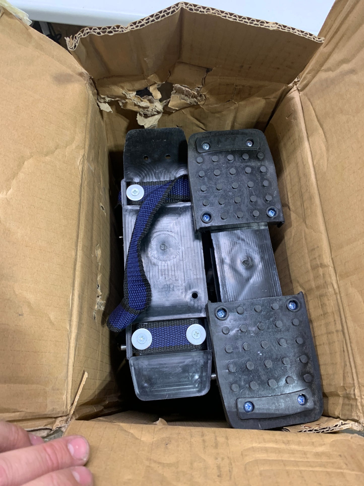 Adjustable Drywall Stilts 36-48 Inch Aluminum Alloy Stilts for Painting or Cleaning Silver