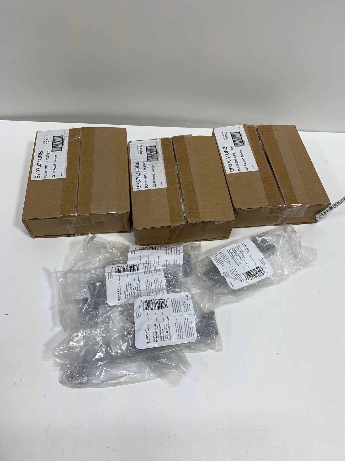 36 Amerock Bridgeport Traditional Cabinet Pull 3-3/4 in. Oil Rubbed Bronze Brown