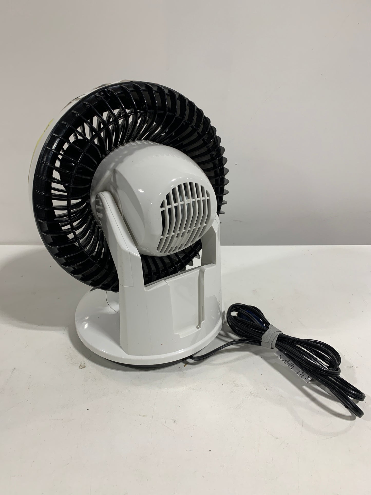 Used Lasko - Whirlwind Orbital Motion Air Circulator Fan with Timer and Remote Control - White