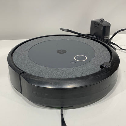 Used iRobot - Roomba i3 EVO (3150) Wi-Fi Connected Robot Vacuum - Neutral