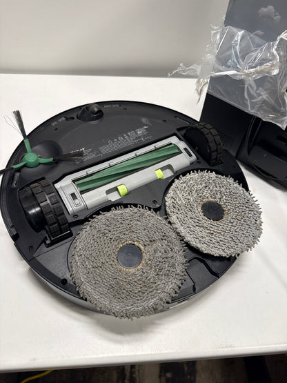 Used IRobot - Roomba 505 Combo Vacuum & Mop + AutoWash Dock