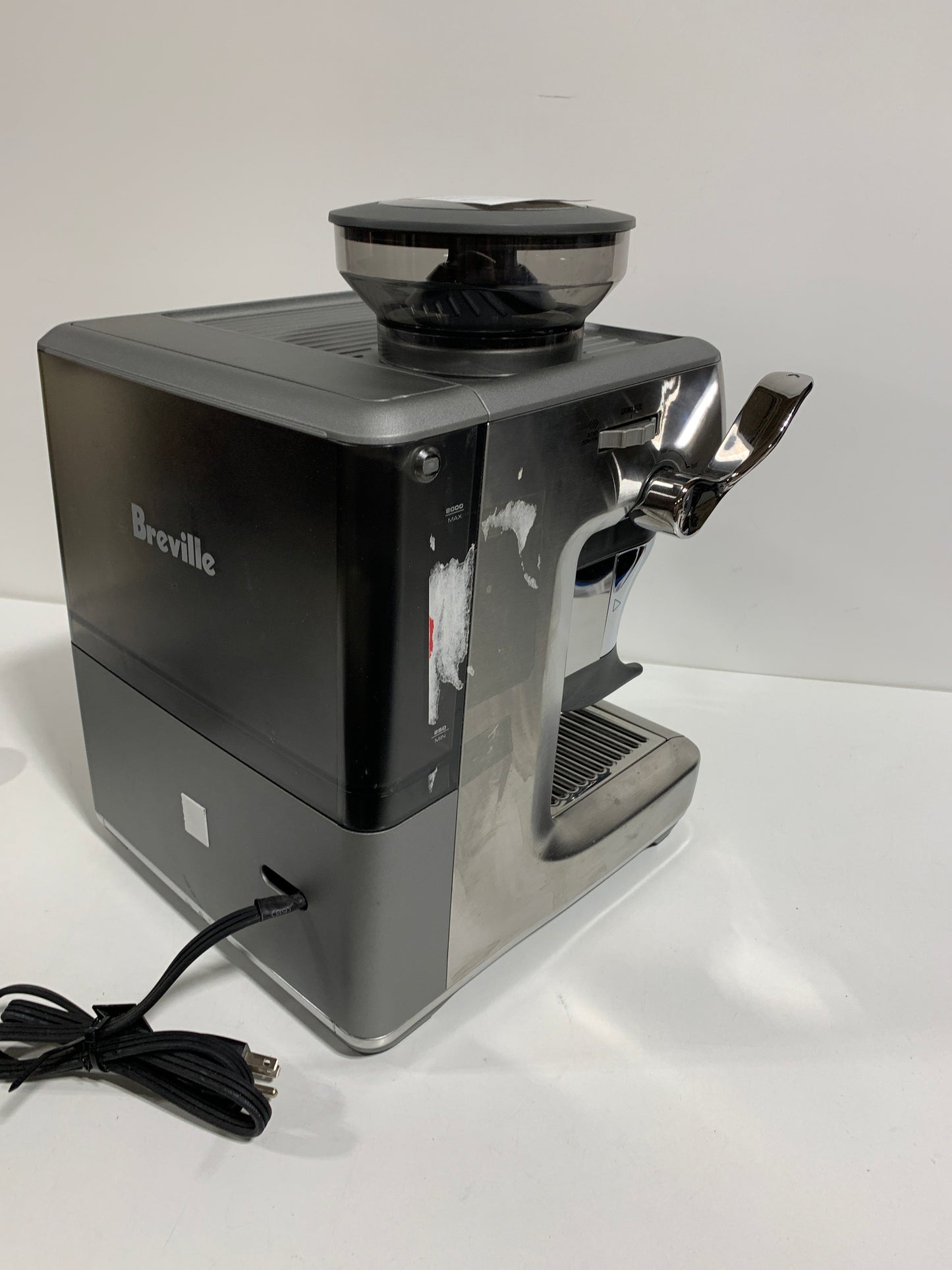 Scratch  & Dent  Breville - the Barista Express Impress Espresso Machine