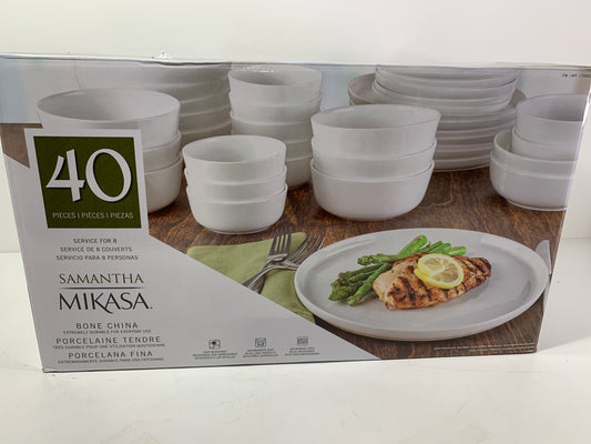 Mikasa Samantha 40-piece Bone China Dinnerware Set