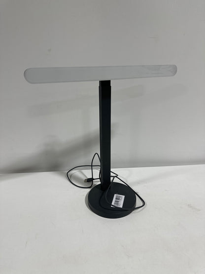 Logitech - Litra Beam Premium LED Streaming Light with TrueSoft Technology and Brightness/Color Temperature Settings - Black