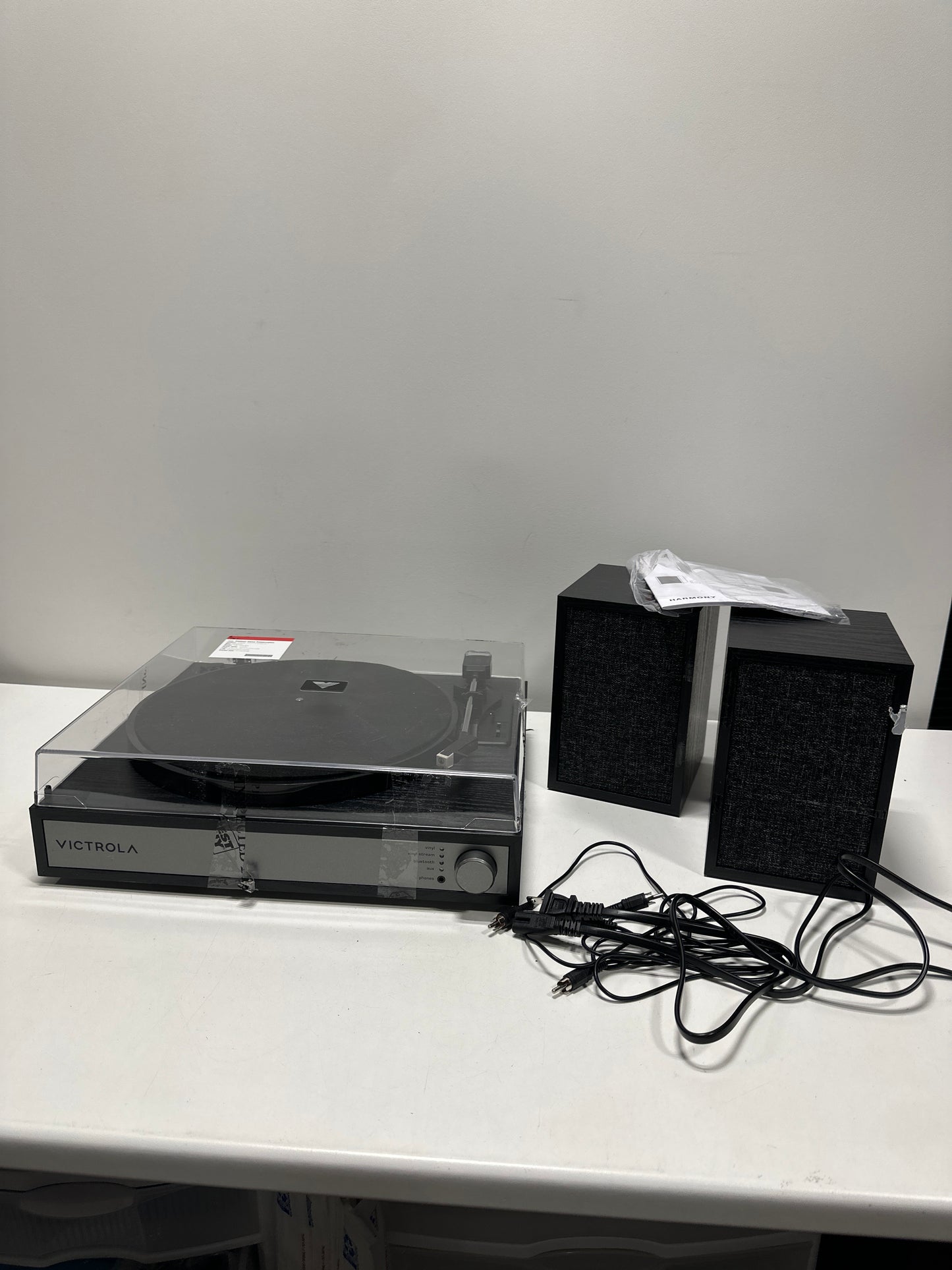 Used Victrola Harmony Bluetooth Turntable System with Speaker - Black