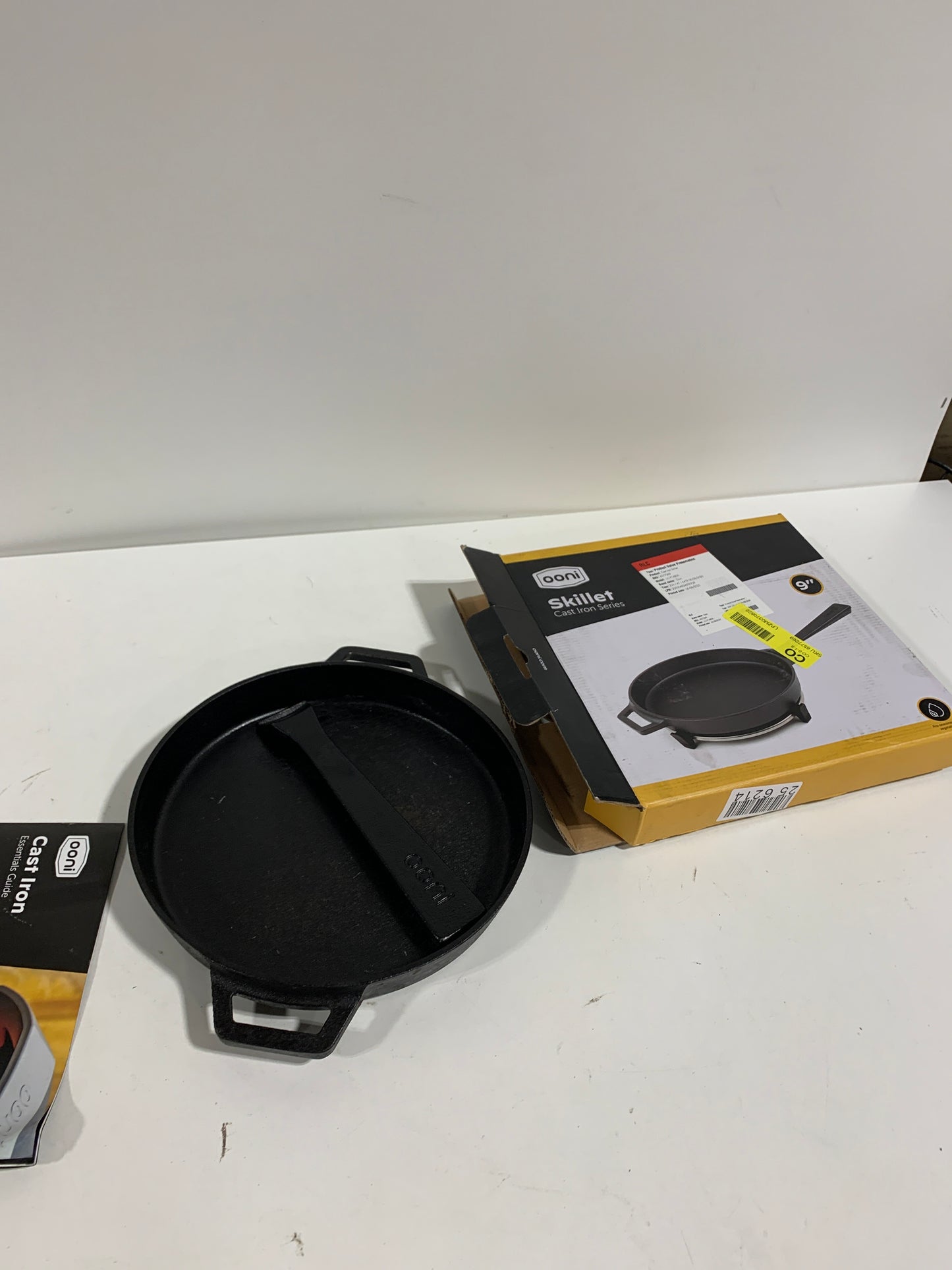 Used Ooni Cast Iron Skillet Pan - 9" Round Black