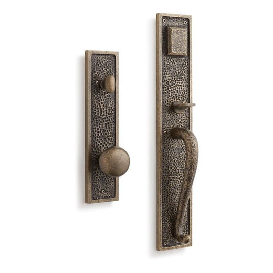 Signature Hardware 946282-KE-234 Traeger Solid Brass Hammered Style Full Plate Keyed Entry Single Cylinder Door Handleset with Interior Knob and 2-3/4" Backset - Antique Brass