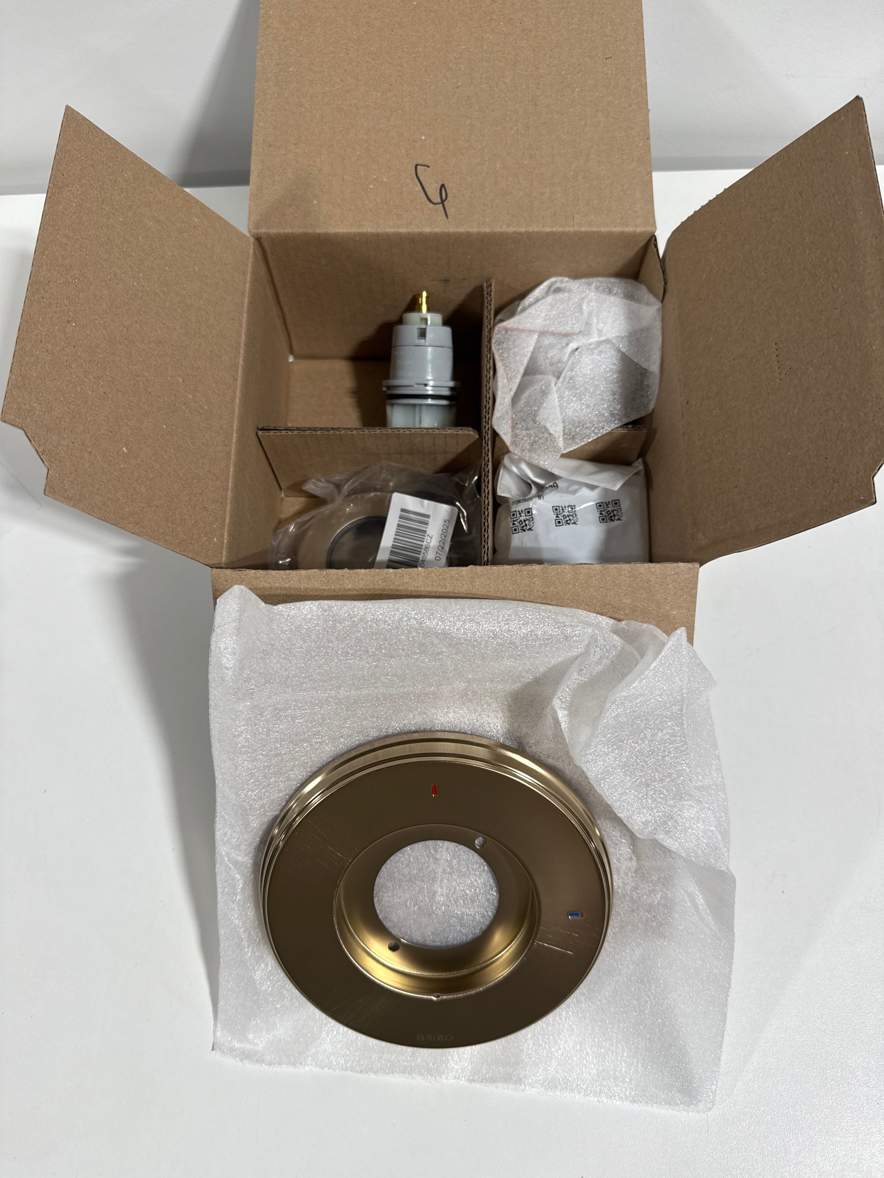 Brizo T60P076-LHP Invari Single Function Pressure Balanced Valve Trim Only Less Rough in and Handle - *Plumbing