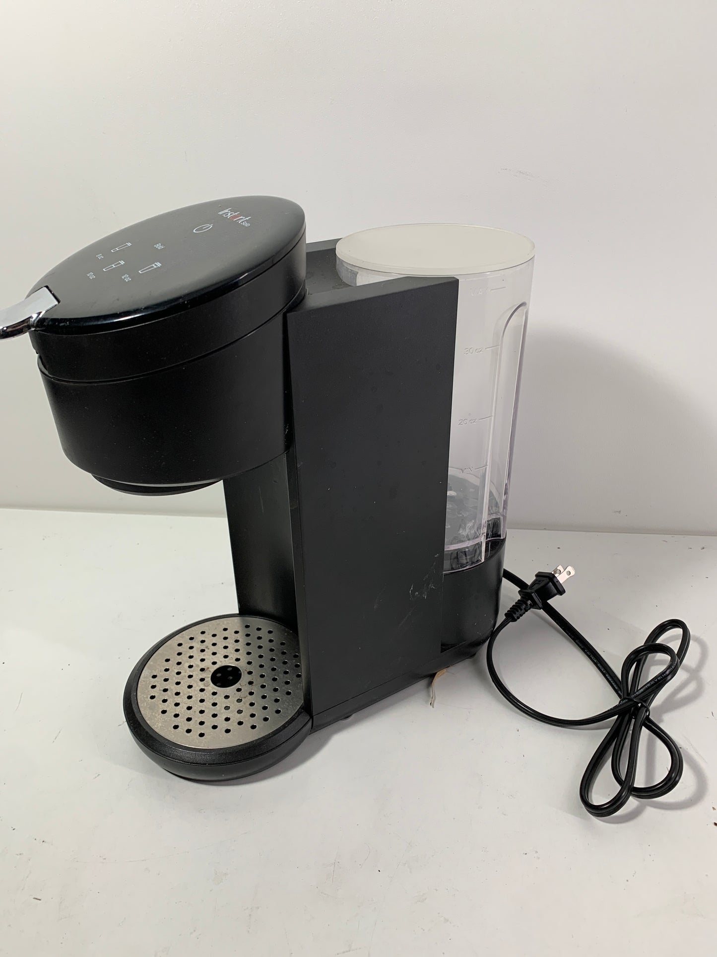 Used Instant Solo 40 Oz Black Coffee Maker