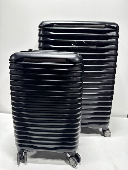 Lightly Used Samsonite Element XLT 2.0 Luggage Set 2 Piece Black