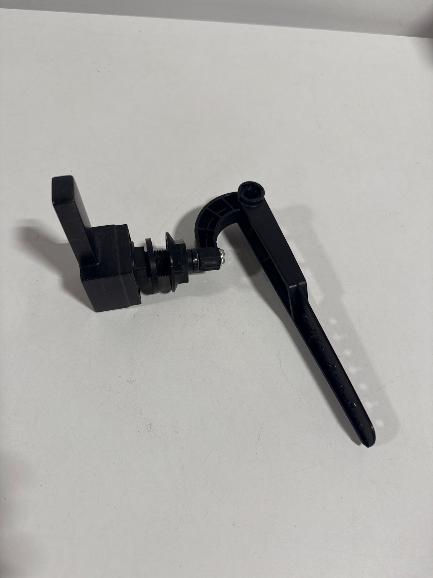 Delta Vero: Tank Lever