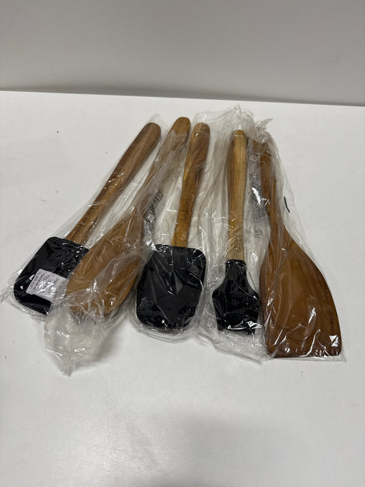 5 Piece Wood and Silicone Essential Kitchen Tool Set in Brown