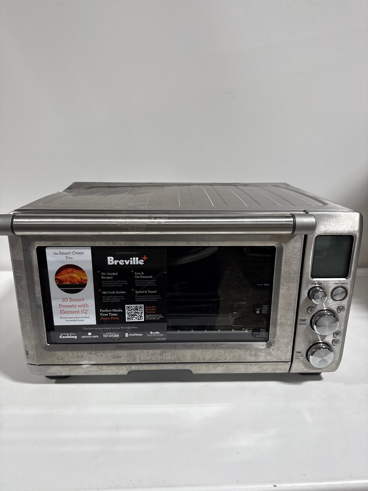 Breville Smart Oven Pro Convection Toaster Oven - 0.8 Cu. Ft./22.7L - Die Cast Stainless - *Kitchen Appliances