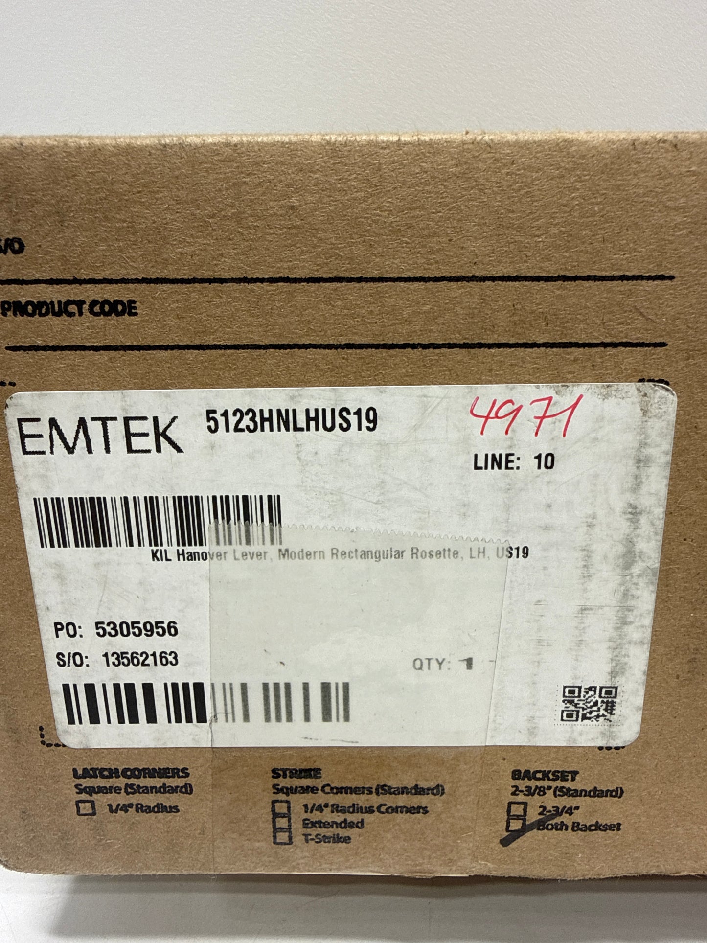 Emtek Hanover Single Cylinder Keyed Entry Lever Set from the Brass Modern Collection Model: 512HNUS19