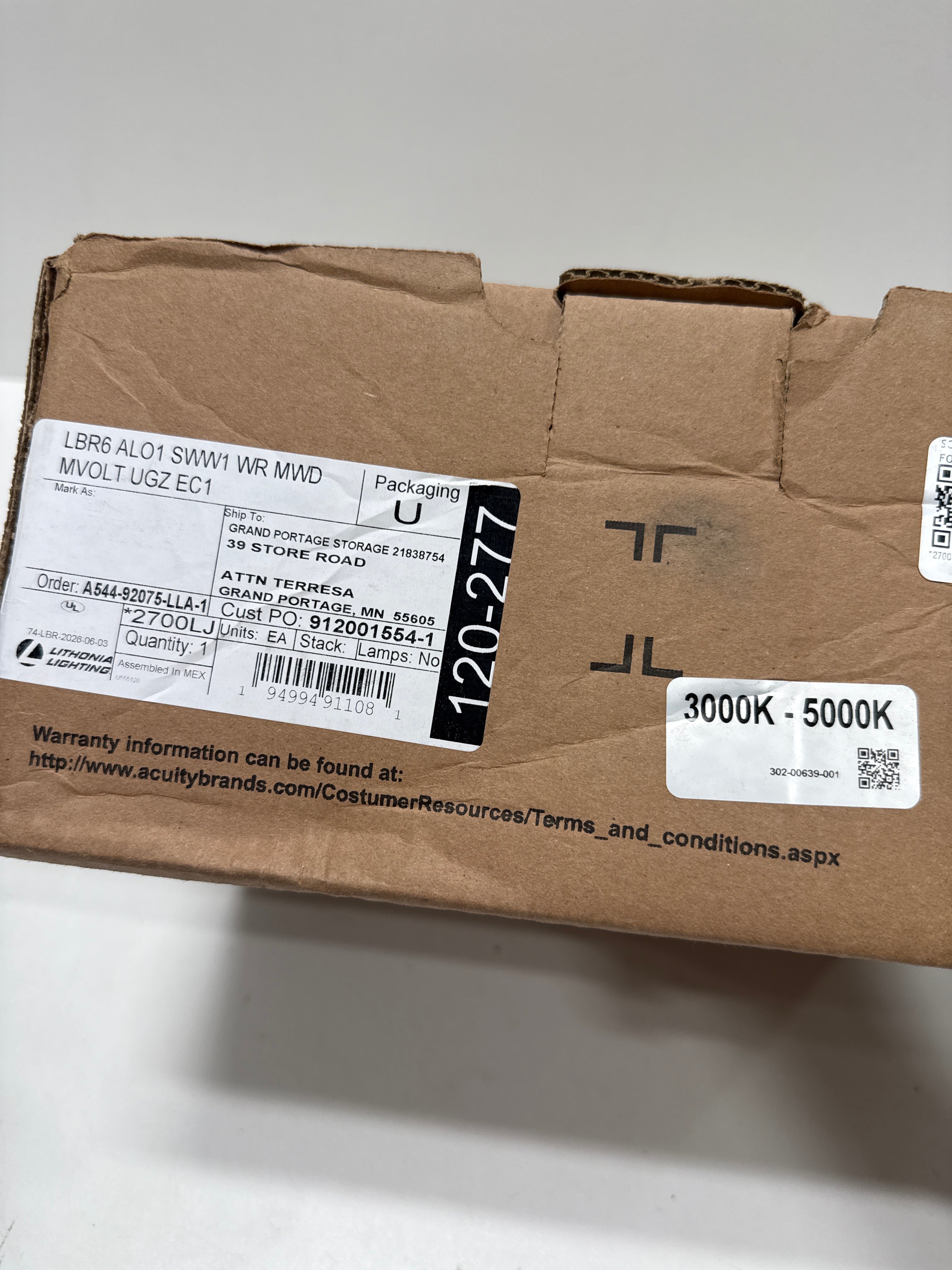 Lithonia LBR6 ALO1 SWW1 WR MWD MVOLT UGZ 6 inch Round Retrofit Downlight, 500/750/1000 Adjustable Lumen Output, 3000K-3500K-4000K-5000K, White Reflector, Semi-Specular Reflector, Medium Wide Distribution, 120-277V, Universal Dimming to 1% 0-10V