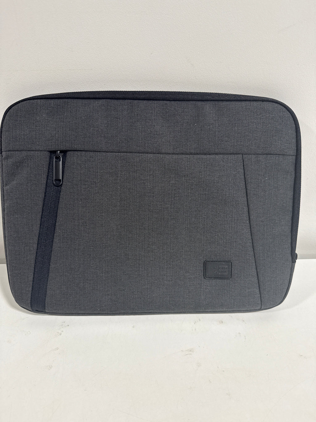 Case Logic - Ashton 13” Laptop Sleeve Laptop Case and Tablet Sleeve with Padded Interior and Zippered Pocket