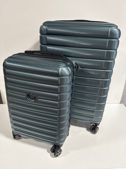 Used Delsey Paris Accelerate 2-piece Hardside Spinner Luggage Set