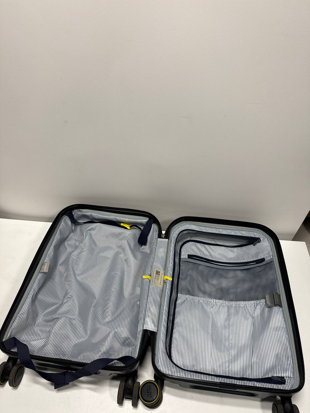 Delsey Paris 2-piece Hardside Luggage Set - Dark Green - *Luggage & Travel