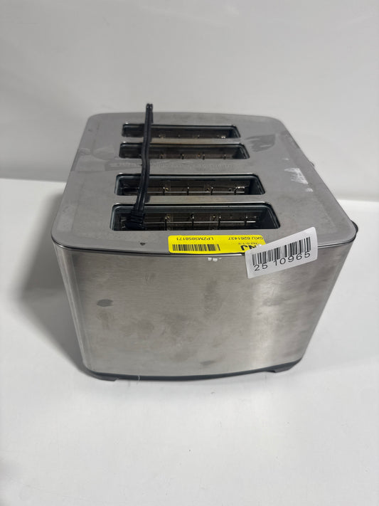 Used Bella PRO - 4-Slice Wide-Slot Toaster - Stainless Steel