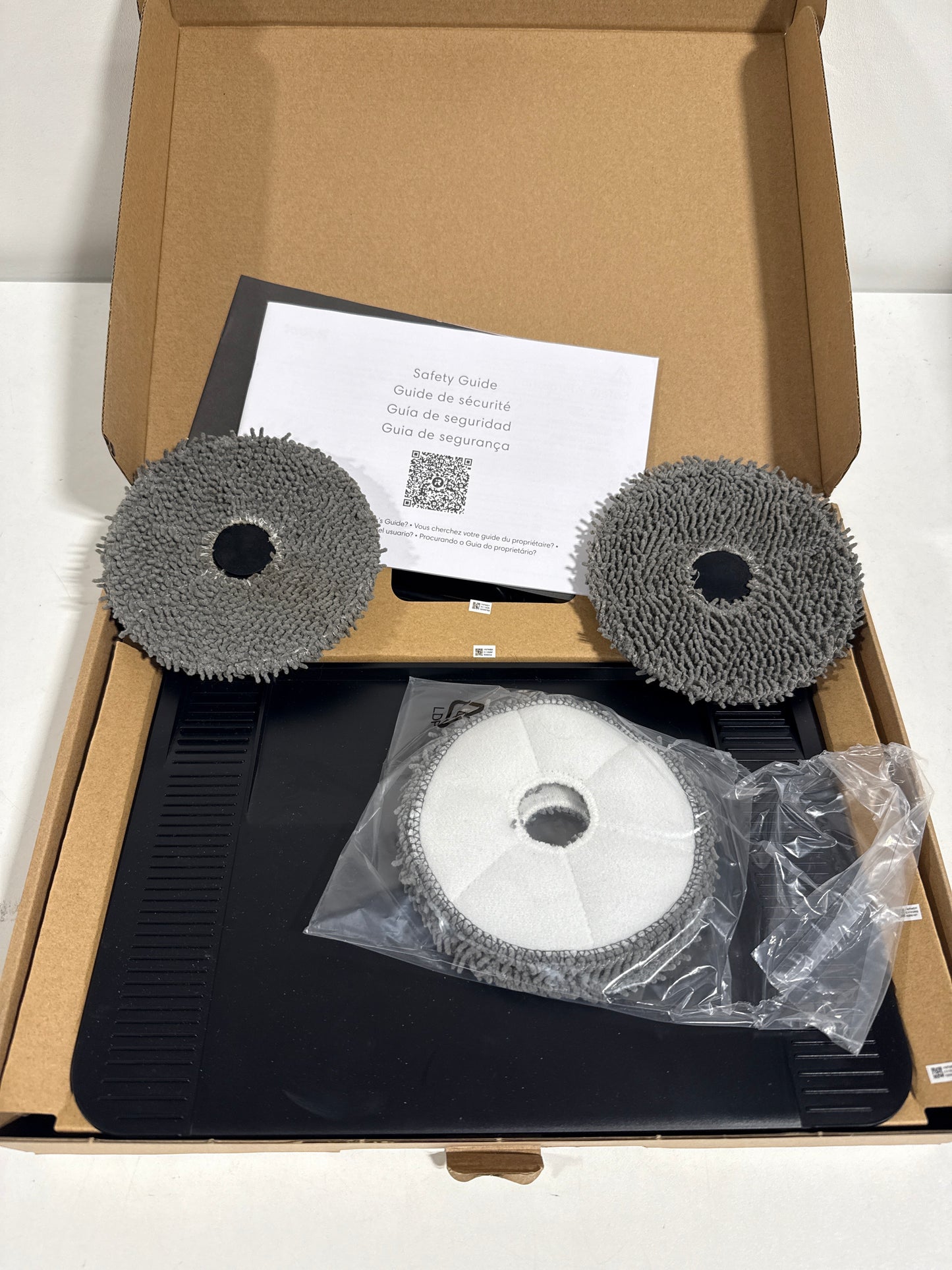 Used IRobot - Roomba 505 Combo Vacuum & Mop + AutoWash Dock