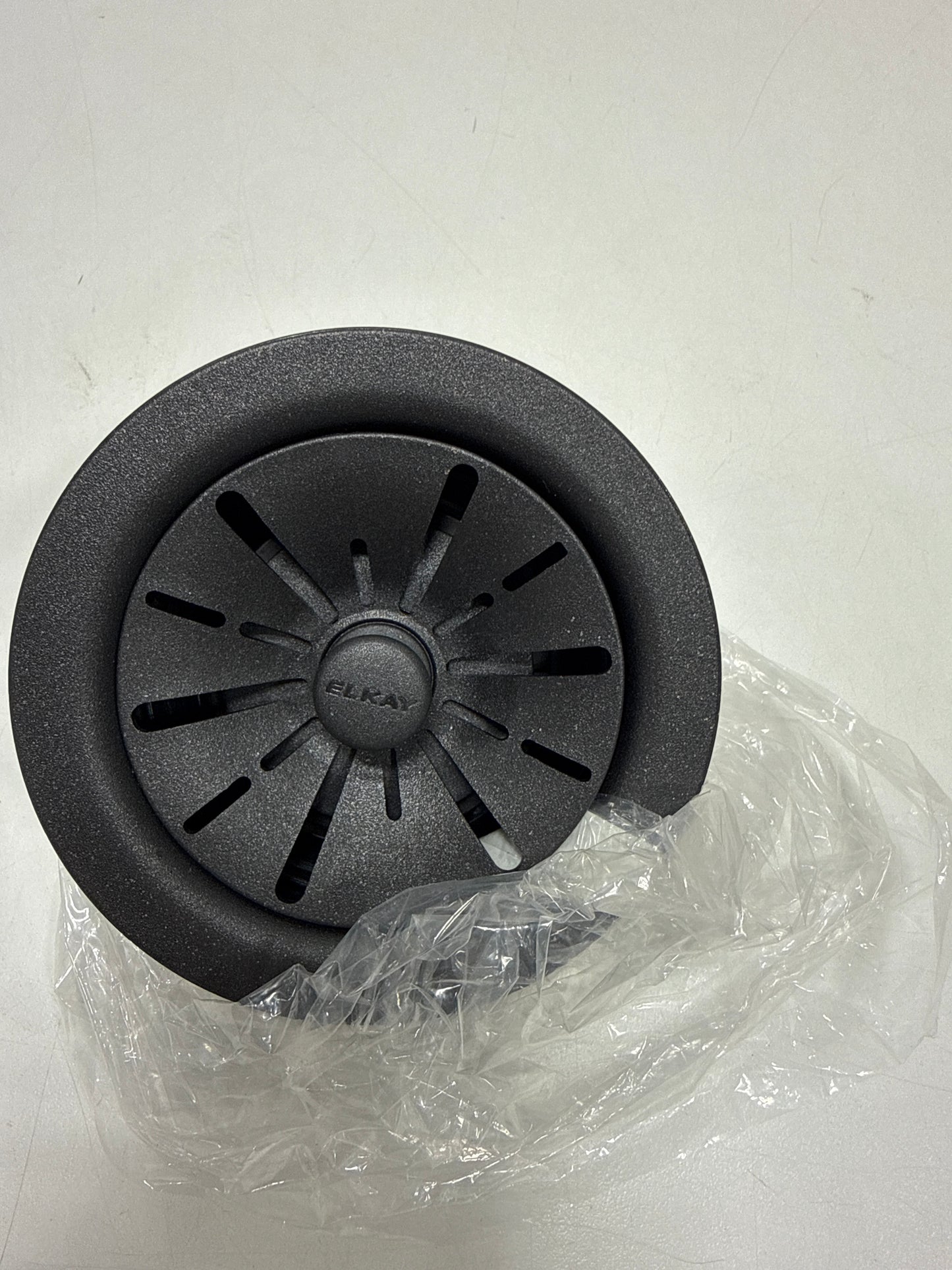 Quartz Perfect Drain 3-1/2" Polymer Disposer Flange W/ Remov Baskt Strainr and Rubbr Stopper Black