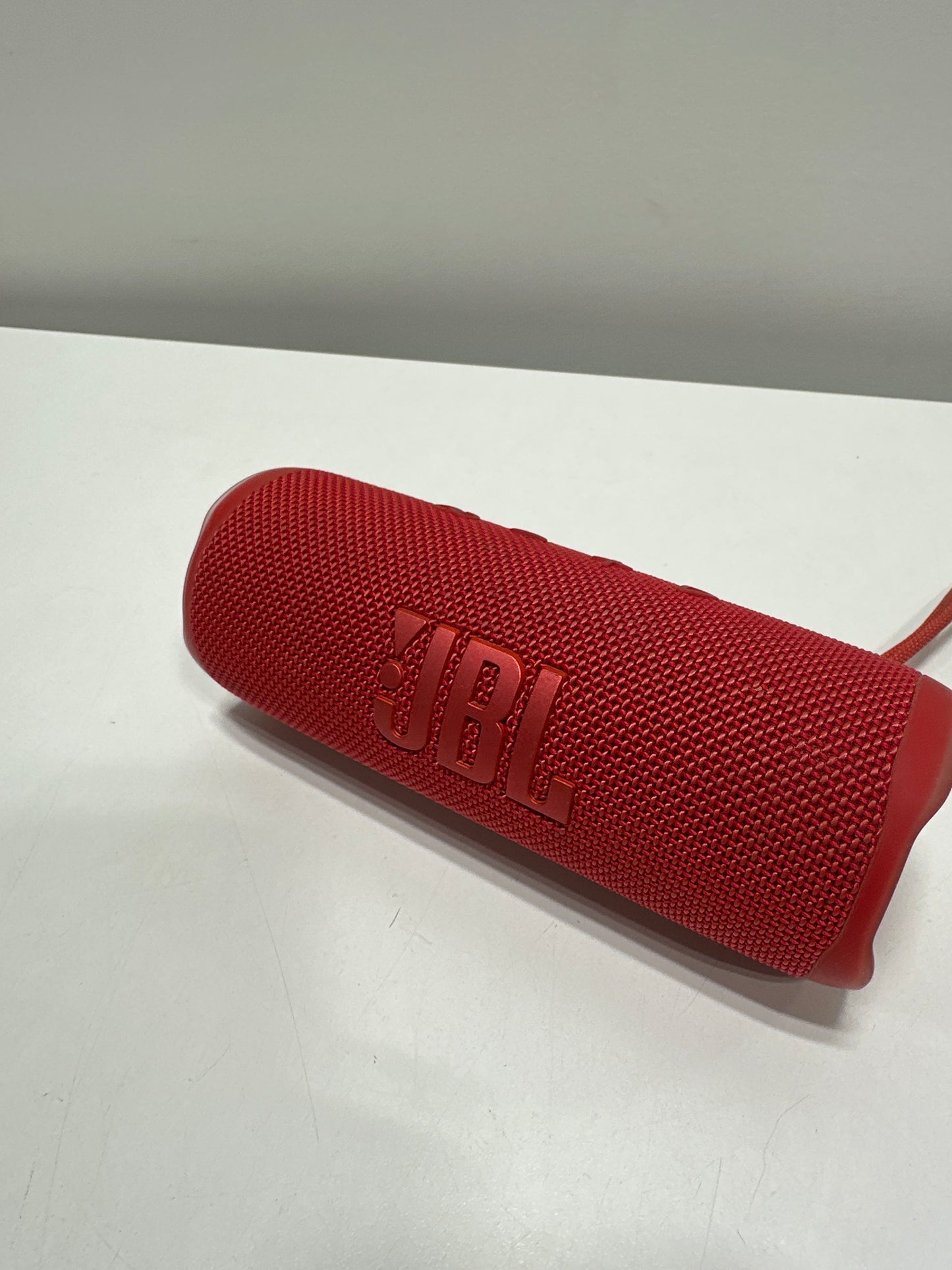 Used JBL - FLIP6 Portable Waterproof Speaker - Red