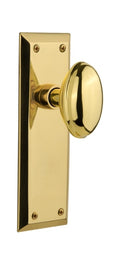 Nostalgic Warehouse Homestead Solid Brass Privacy Knobset with New York Rose - Polished Brass - 717347