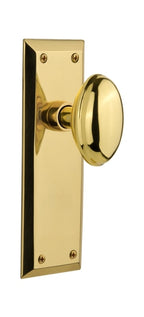 Nostalgic Warehouse Homestead Solid Brass Privacy Knobset with New York Rose - Polished Brass - 717347