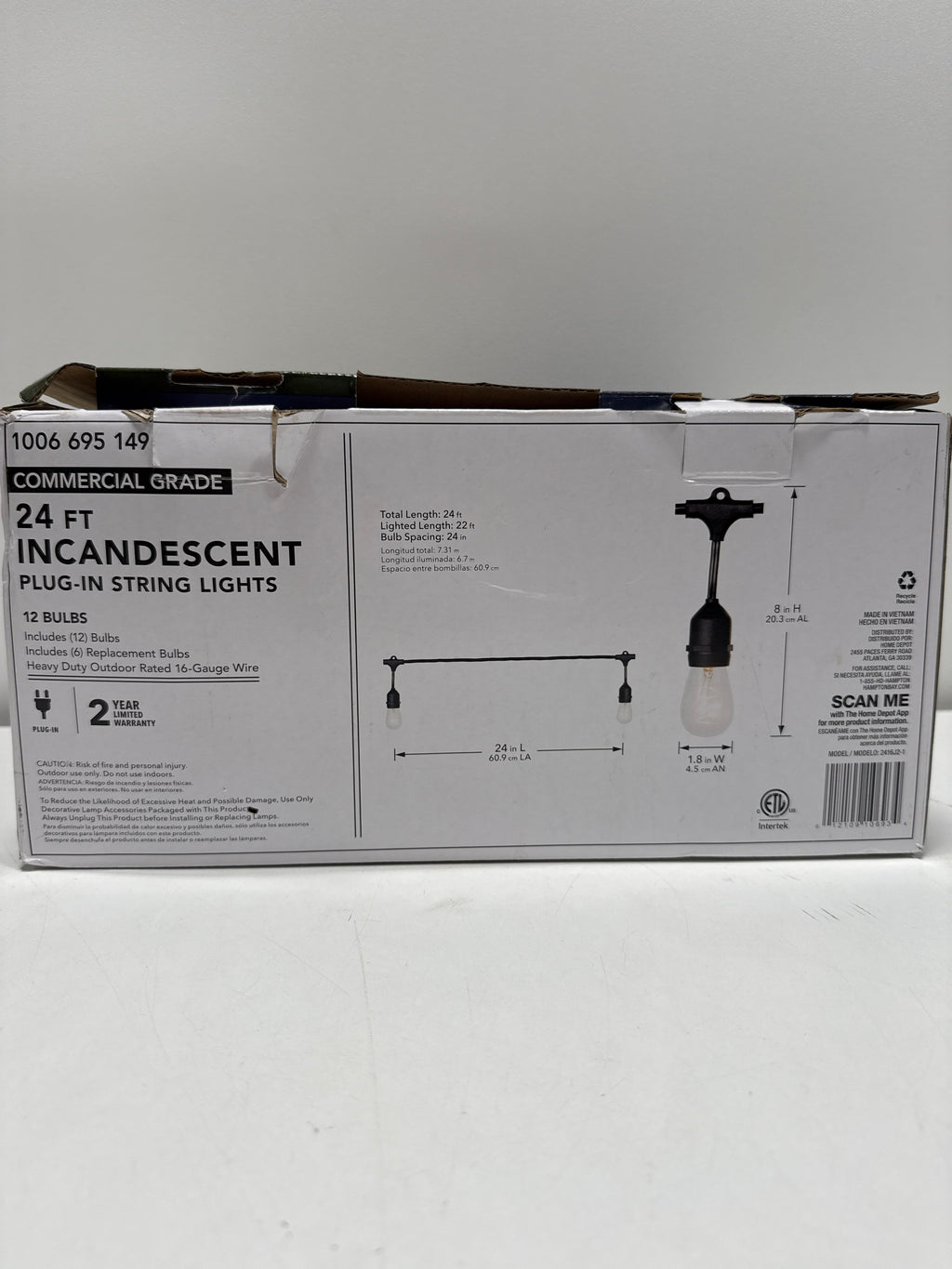 Used 12-Light 24 Ft. Indoor/Outdoor Plug-in Incandescent Edison Bulb String Light