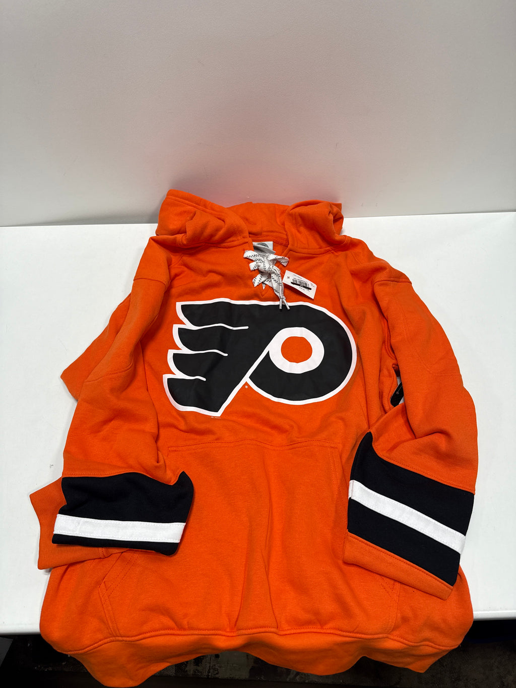 NHL Philadelphia Flyers Men's Long Sleeve Hooded Sweatshirt with Lace - M