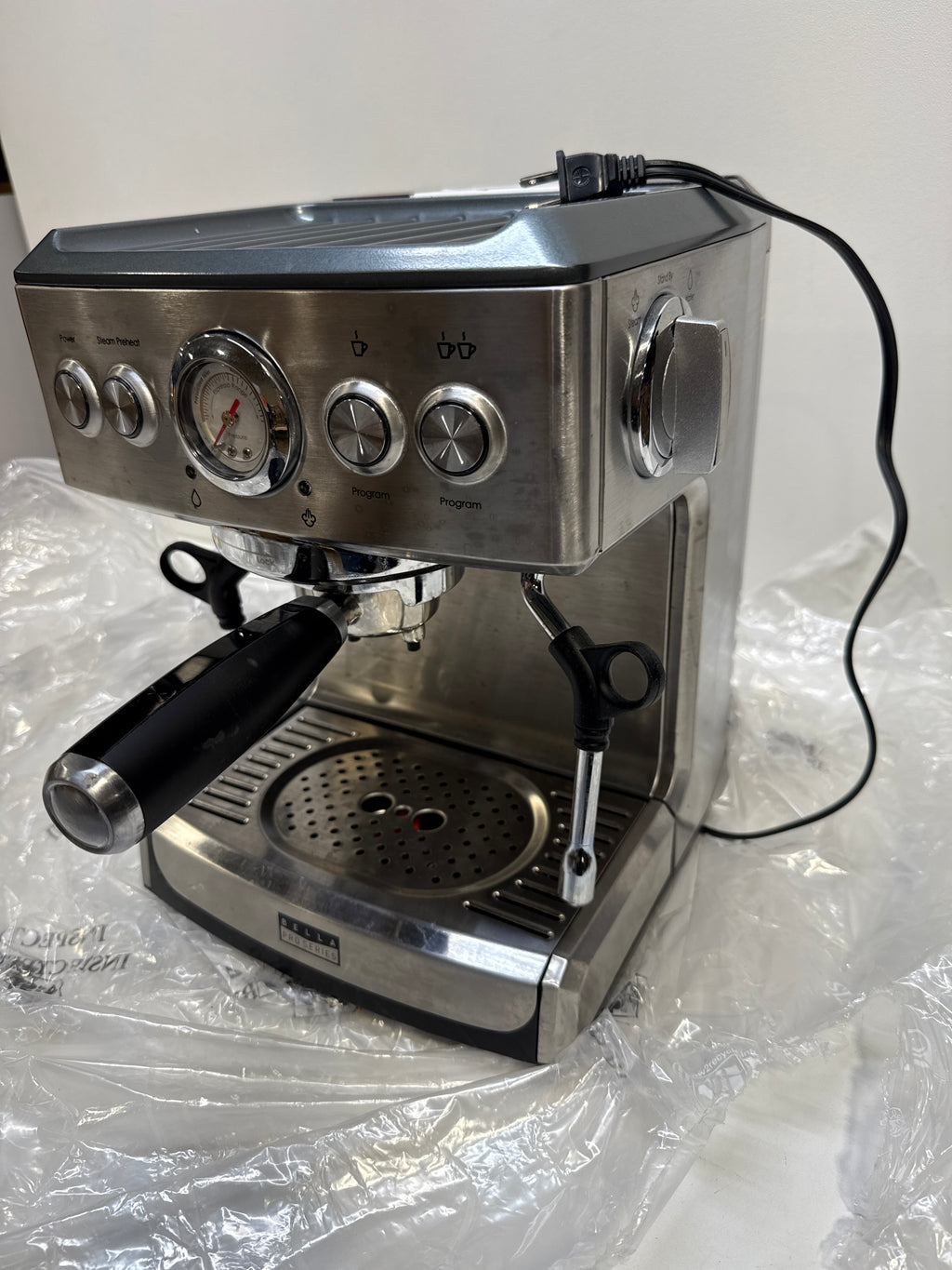 Used Bella Pro Series - Espresso Machine with 19 bars of pressure - Stainless Steel - *Kitchen Appliances
