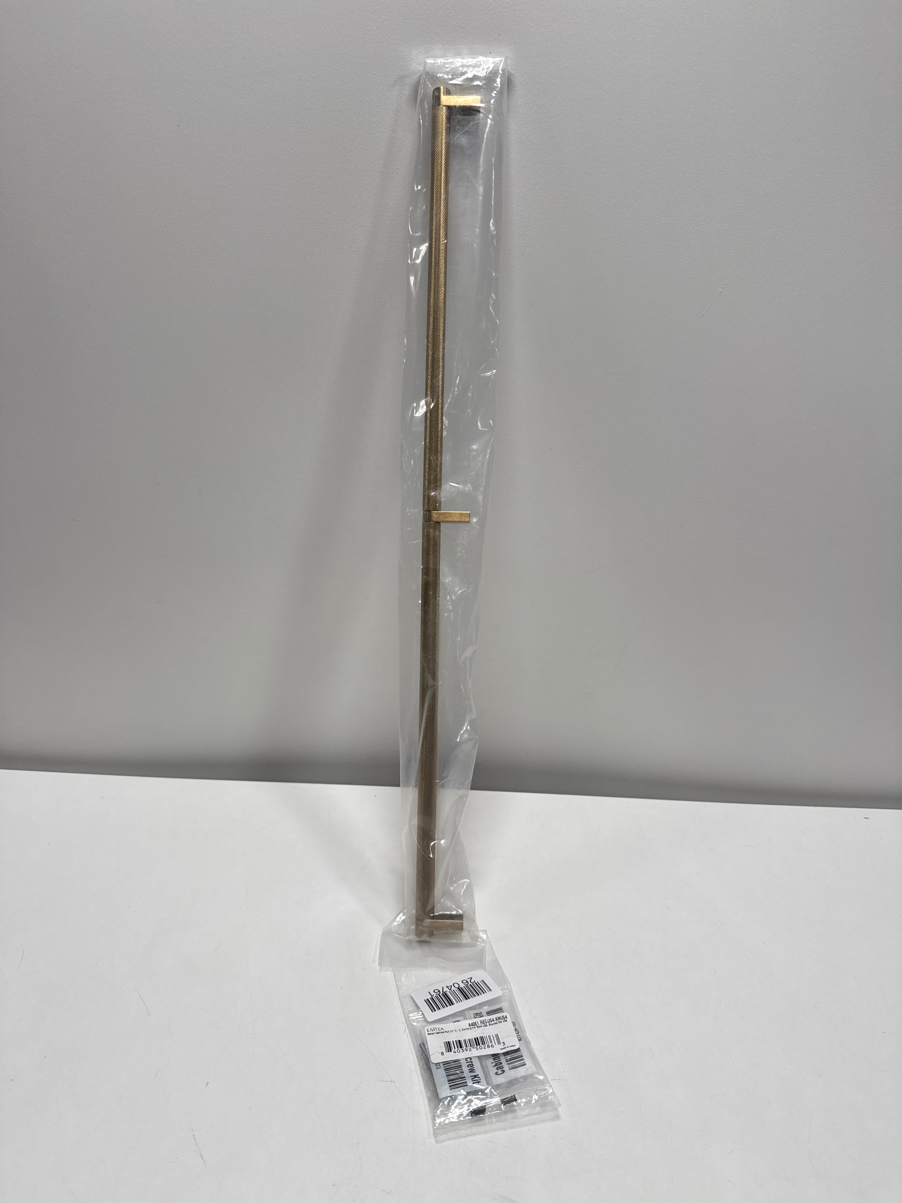 Emtek Select Cabinet Pull 24" C-C, Rectangular Stem, Smooth Bar