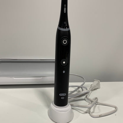Used Oral-B - iO Series 6 Electric Toothbrush Black