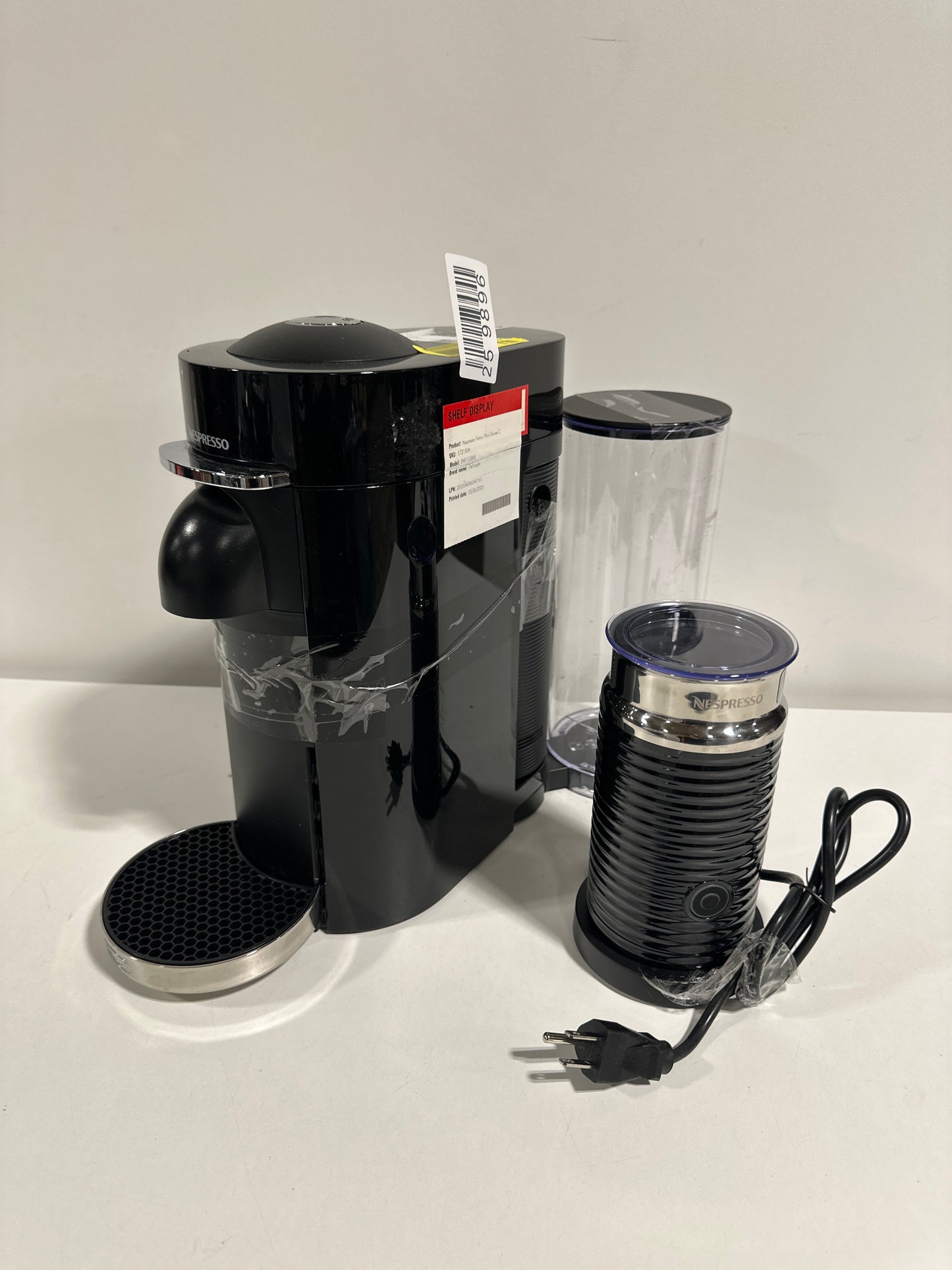 De'Longhi - Nespresso Vertuo Plus Deluxe Coffee & Espresso Machine