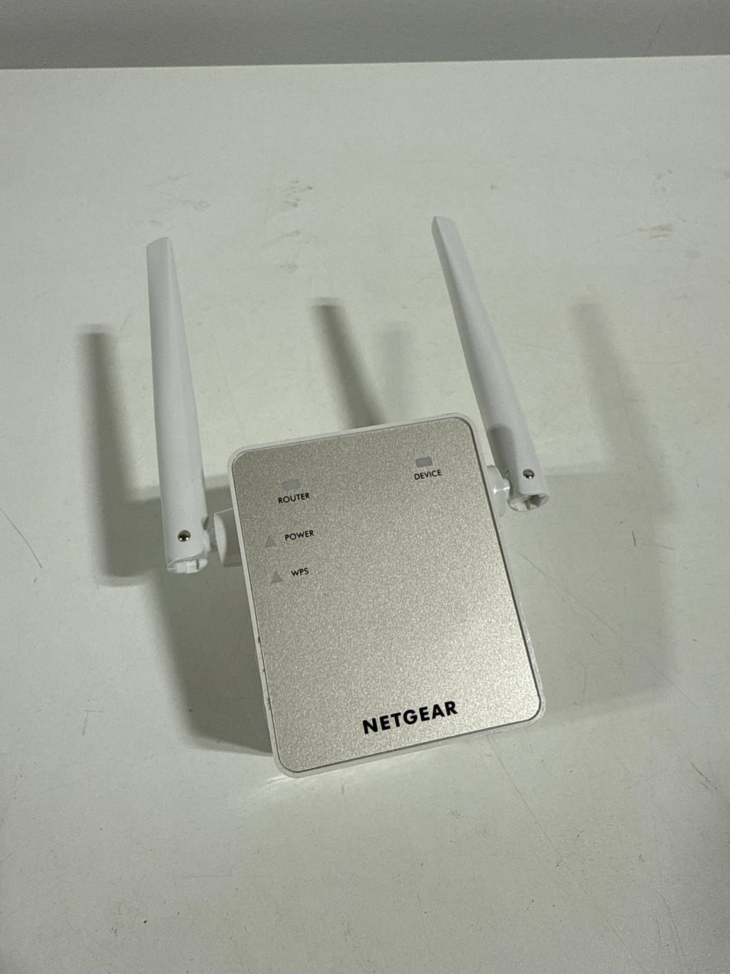 NETGEAR - Dual-band WiFi Range Extender - Essentials Edition 1.2Gbps Wall-plug External Antennas - White - *Computers &